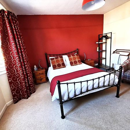 Апартаменты Quiet Comfortable Patcham Studio Free Parking Hallway Shared With Host Брайтонн Экстерьер фото